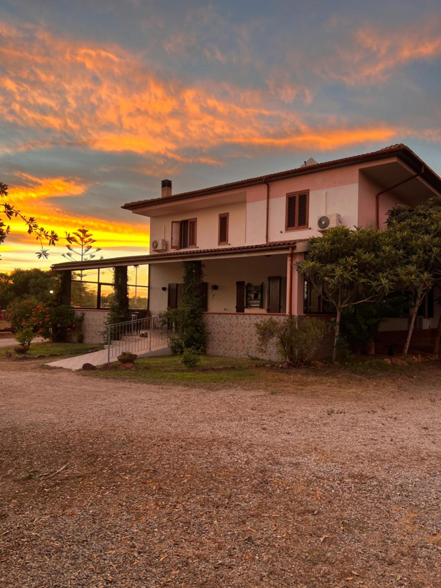 Agriturismo Graziano E Barbara ปอร์โต คอนเต ภายนอก รูปภาพ